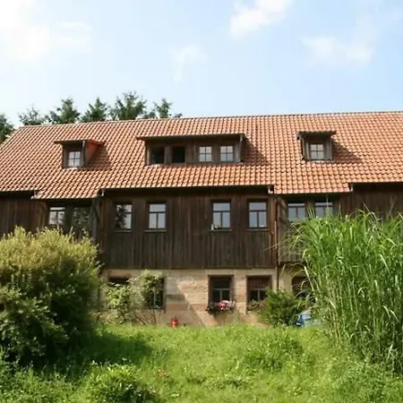 Апартаменты Hofgut Schwarzenborn Wohnen&reitanlage In Mitten Der Natur